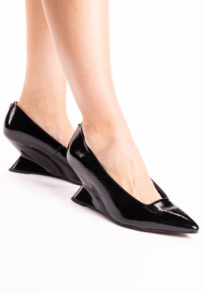 Lifestyle image of Anisha BLACK PATENT