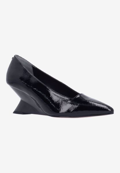 Front view of Anisha BLACK PATENT