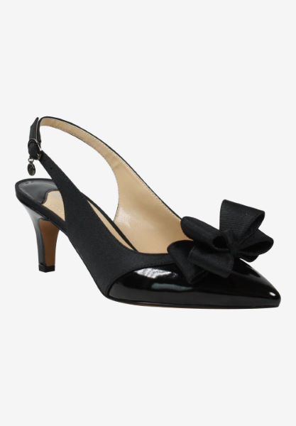 Front view of Gabino Black