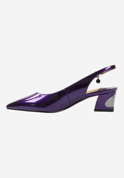 Left side view of Shayanne PURPLE PATENT
