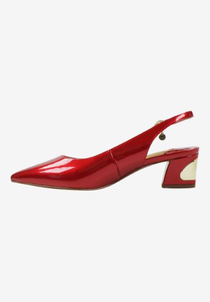 Left side view of Shayanne RED PEARL PATENT