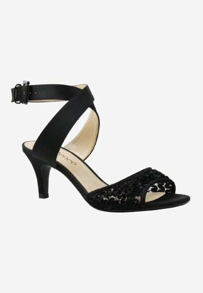 Front view of Soncino Black