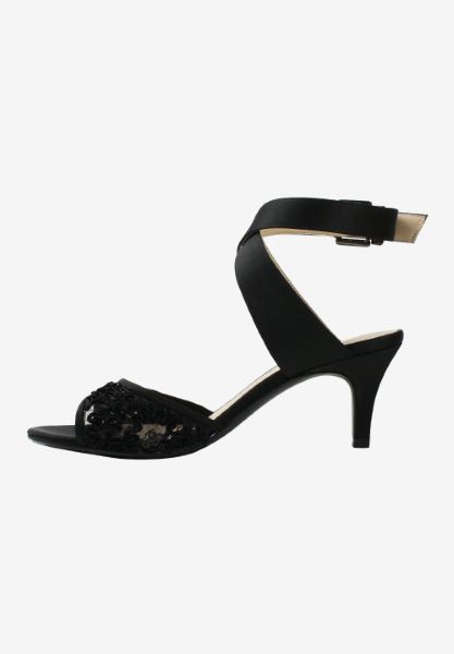 Left side view of Soncino Black
